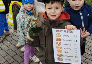 Ślimaczki w poszukiwaniu jesieni!