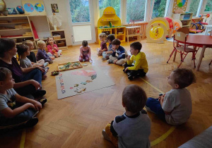Lekcja ciszy w grupie Ślimaczki!