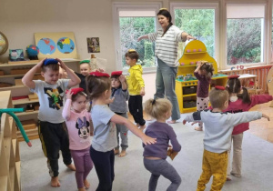 Akademia Zdrowych Stópek w grupie Ślimaczki!