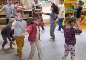 Akademia Zdrowych Stópek w grupie Ślimaczki!