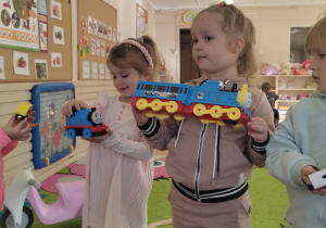 Wielka kolejowa przygoda w grupie „Niedźwiadki”!