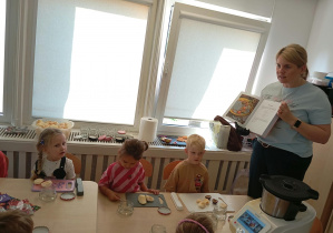 "Mróweczki w kuchni - robimy zapasy na zimę"!