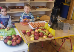 Jesienne dary ogrodu i sadu – "Ślimaczki" poznają zdrowe smaki!