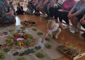 Zajęcia otwarte w OGRODZIE PIĘCIU ZMYSŁÓW- Zajączki!