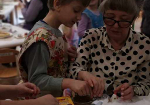 PROGRAM PROMOCJI ZDROWIA-Wielkanocne warsztaty kulinarne dla Babć i Dziadków- Zajączki!